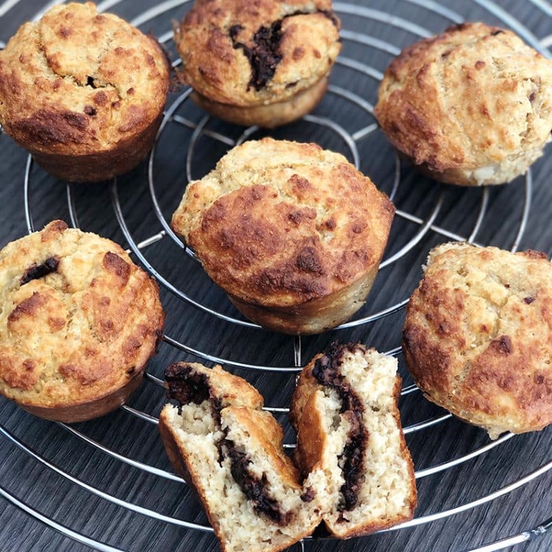 Se faire plaisir avec des muffins avoine – banane cœur choco